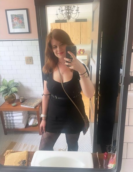 Allie Goertz pornstar pretty photo