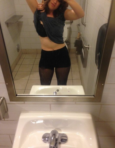 indian big tits onlyfans nudes pictures