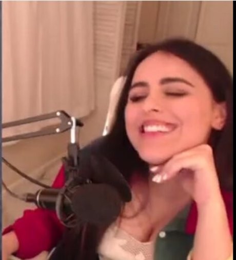 Alliebeemac pretty actress pics