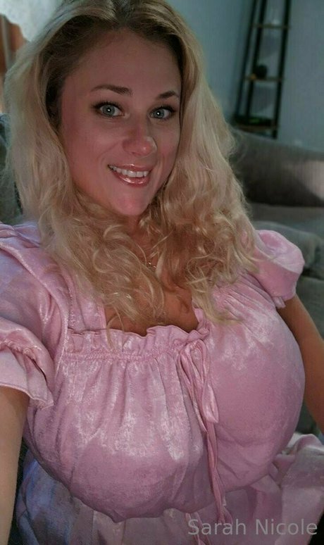 luvmeonlydoll top actress pics