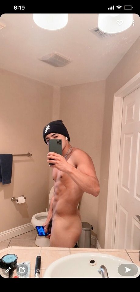 prettyboyaedan sexy star picture