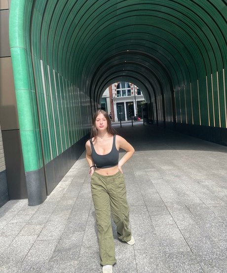 Rona Y high quality pornstar photos