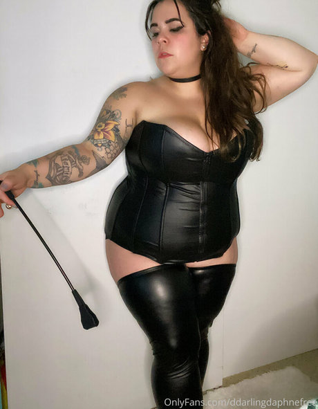 ddarlingdaphnefree pretty model photo