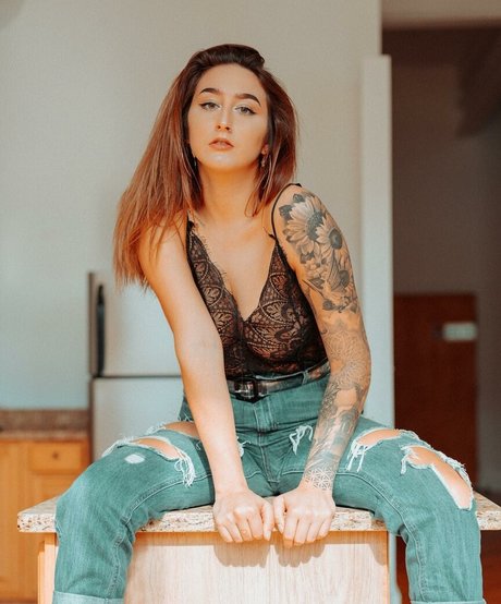 italchicc star hot archive