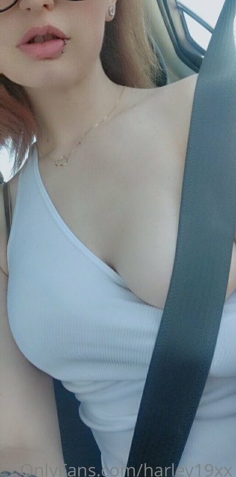 harley19xx sexy actress galleries