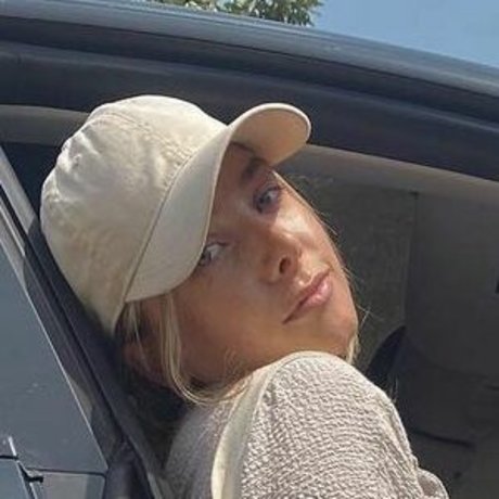 Maddie Henderson nude actress img