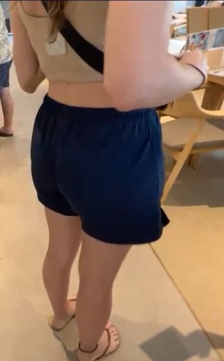 Seerasan pornstar xxx pic