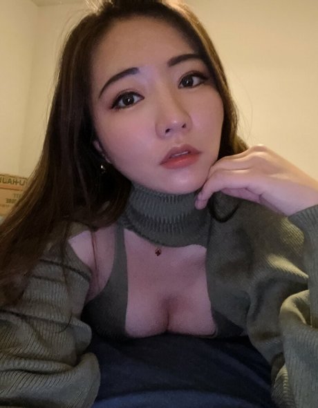 asian granny onlyfans hot nude picture
