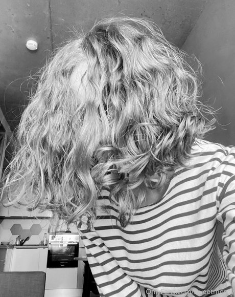 sweetmossy star naked images