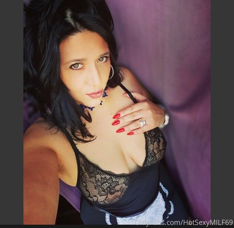 hotsexymommy69 star pretty gallery