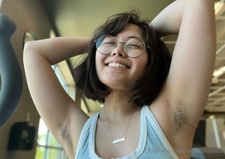 erikasivysaur model pretty picture