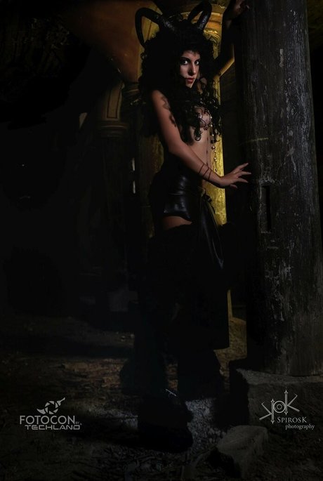 Ailiroy porn star galleries