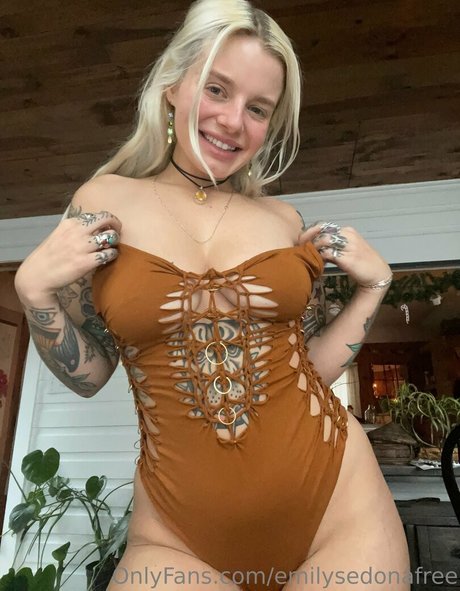 emilysedonafree model nice pic