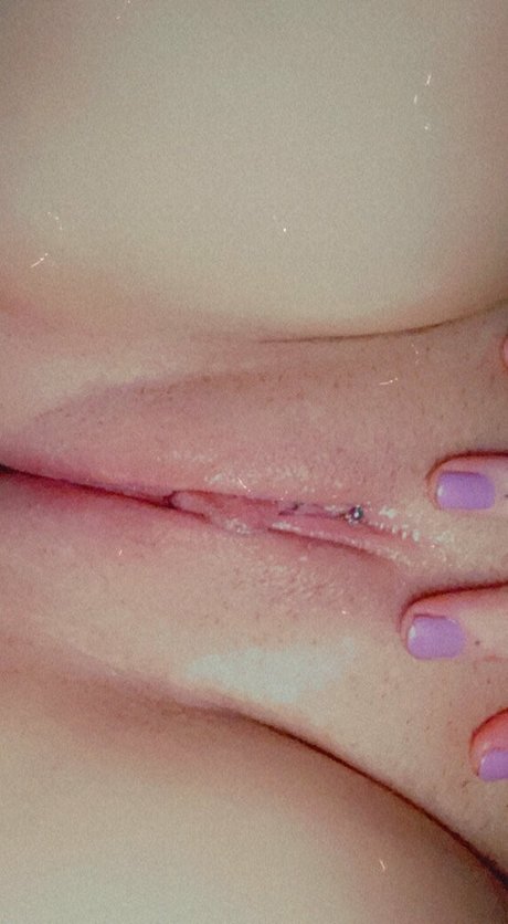 thrilllhoe free nice model photo