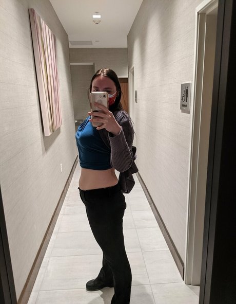 lanadelbae420 hot pornstar image