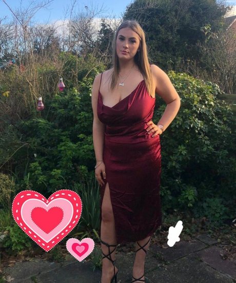 Lydia B erotic pornstar picture