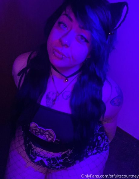 stfuitscourtney star porn images