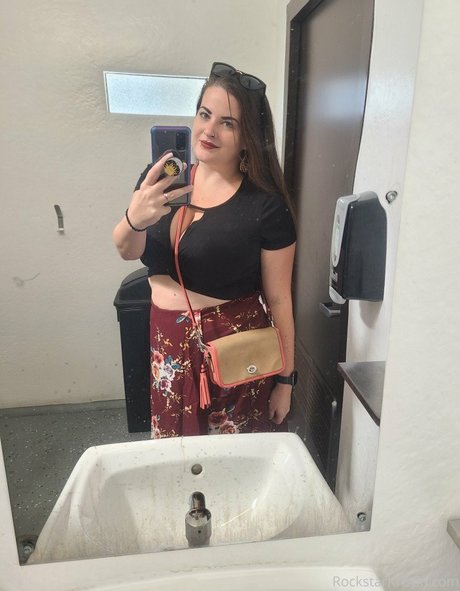 rockstarkristin pornographic model images