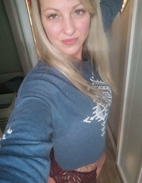 blonde honey22 Profile pic