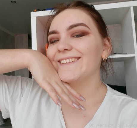 polysweet xxx pornstar photos