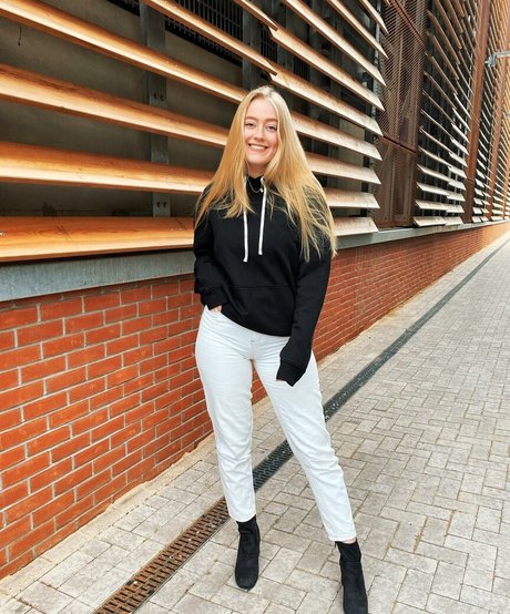 Lotten Sheppard pornstar perfect gallery