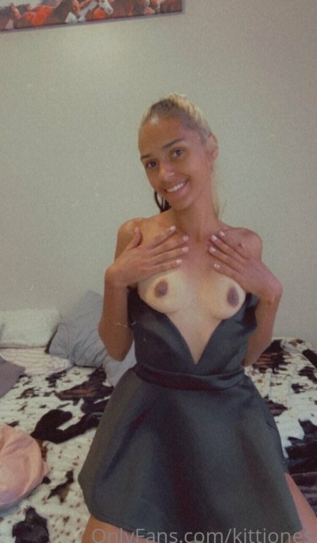 kittjones hot actress images