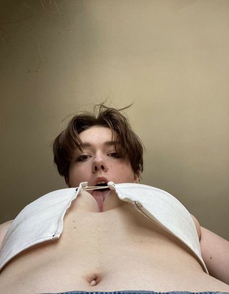 Wrendosia nudes star galleries