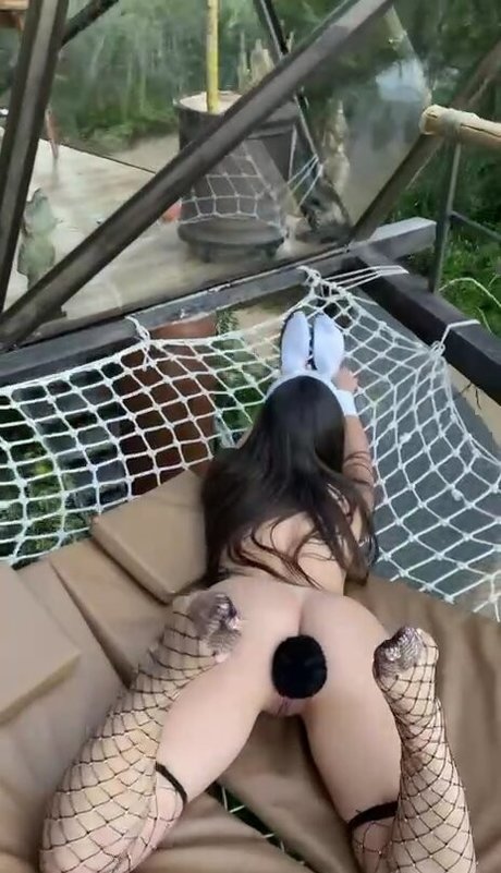 Dyh Costa nude model pics