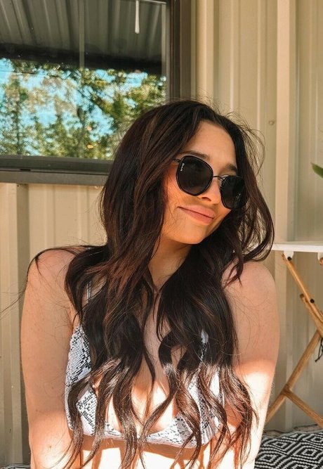 Megreily naked star archive