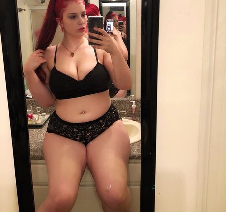 Nikkimichay model nudes photos