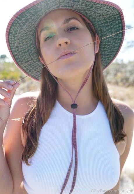 carilynn model best image