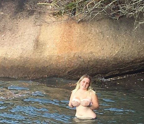 teacher onlyfans nude photos