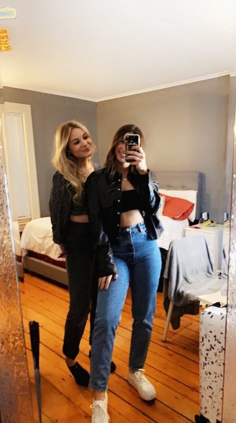 Leah Booth best pornstar galleries