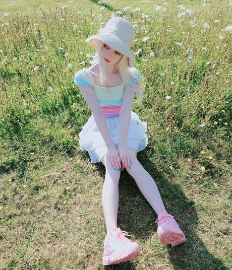 Kimmy Kimochi pornstar art archive