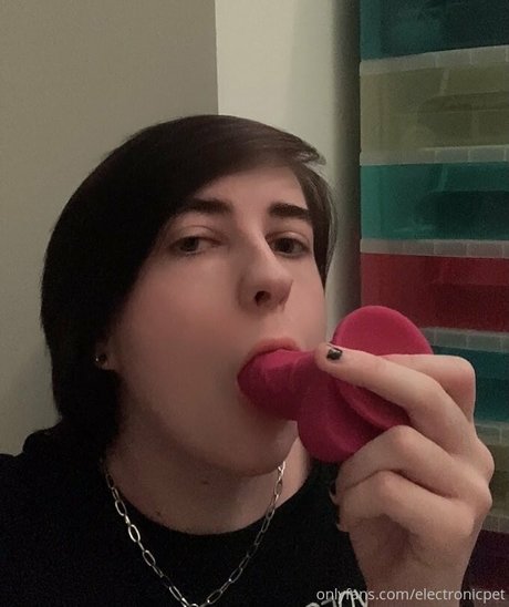 vampbussy model art pics