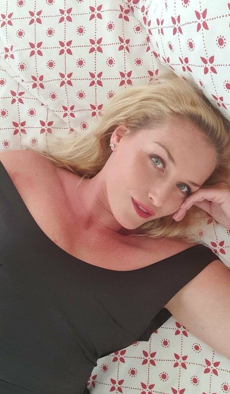 femboy free onlyfans adult image