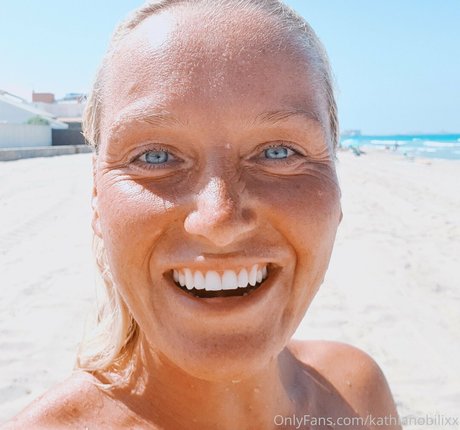 slim milf onlyfans xxx images