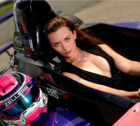 Hanna Zellers pretty model pics