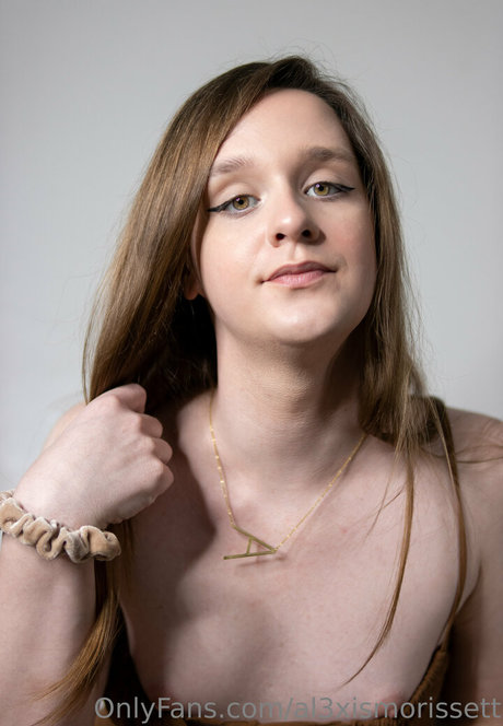 al3xismorissett nudes pornstar image