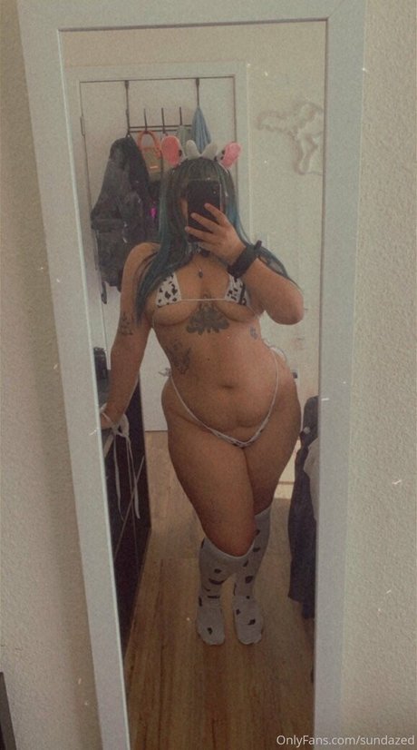 sundazed model sex photos