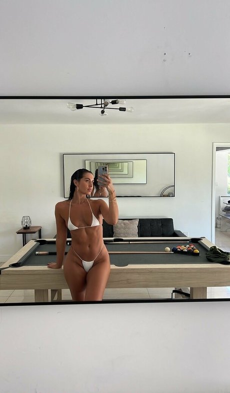 Eilat Rose hot model pic