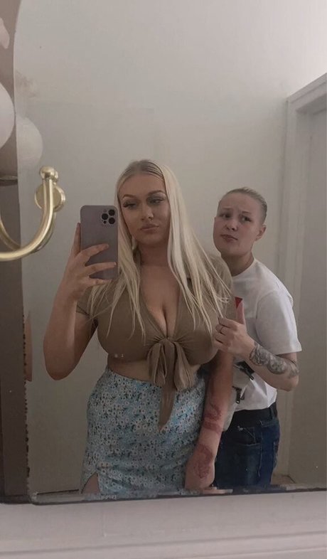 Emma H art pornstar pic