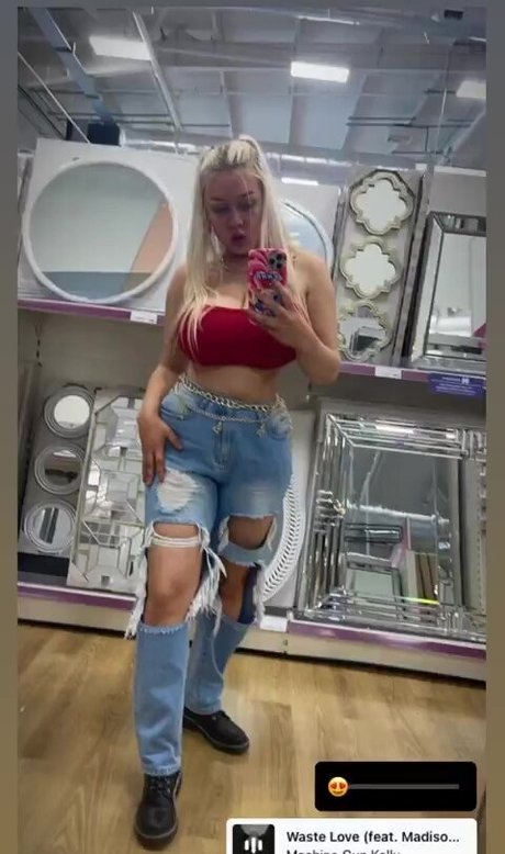 bbc femboy onlyfans naked image