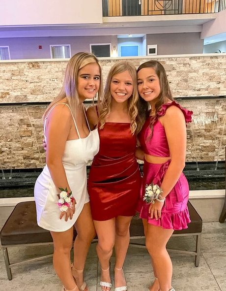 Summer Hope model beautiful img