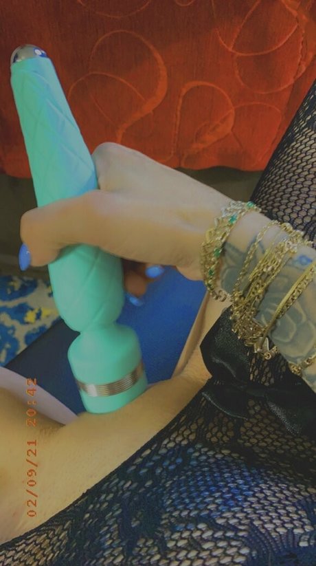 enticingbeauty free model galleries