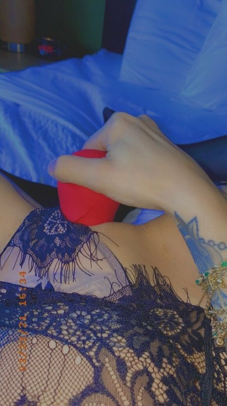 dutch onlyfans hot naked gallery