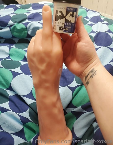 scarlett xoxox adult model images