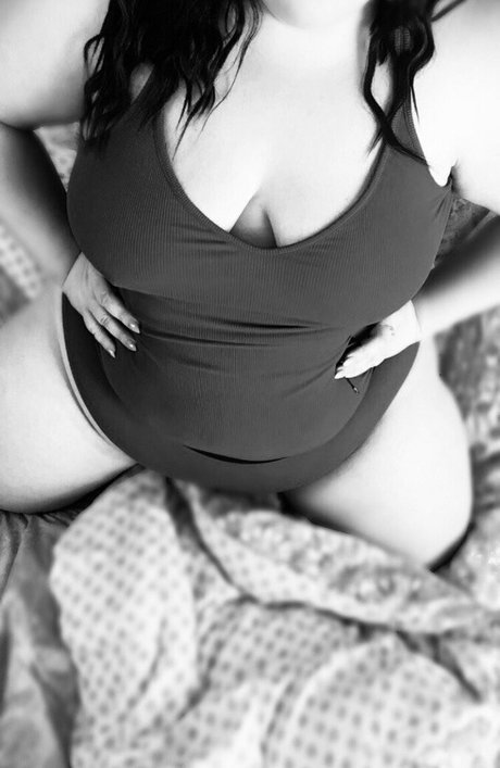 mollyisatease sexy pornstar images