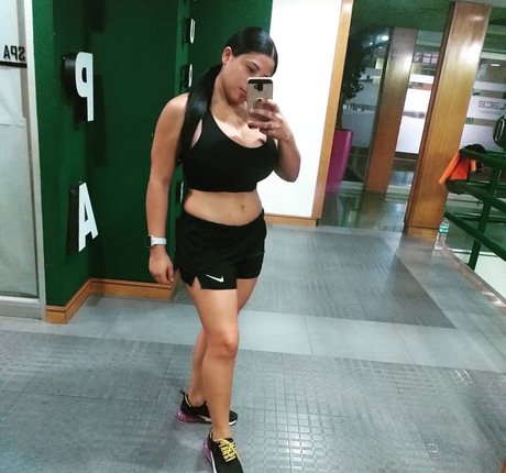 Nohely Guilarte star nice images