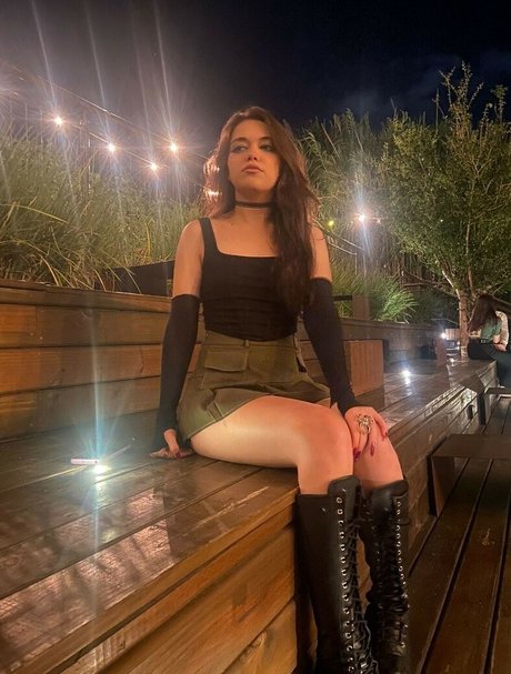 jinolp pretty model photo